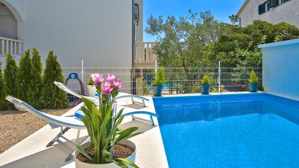 Villa Hedonica Жаборич Екстериор снимка